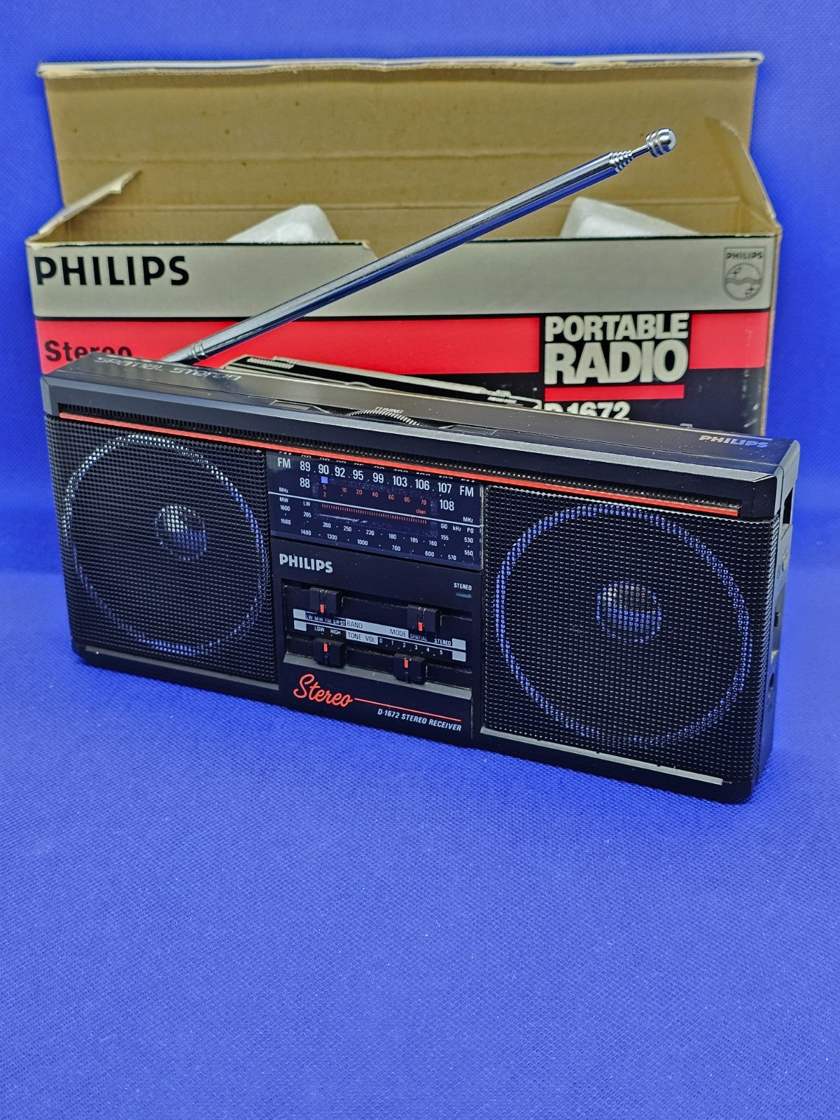 Radio Portable Philips D1672 Stereo LW MW FM Années 80 Avec Boîte1