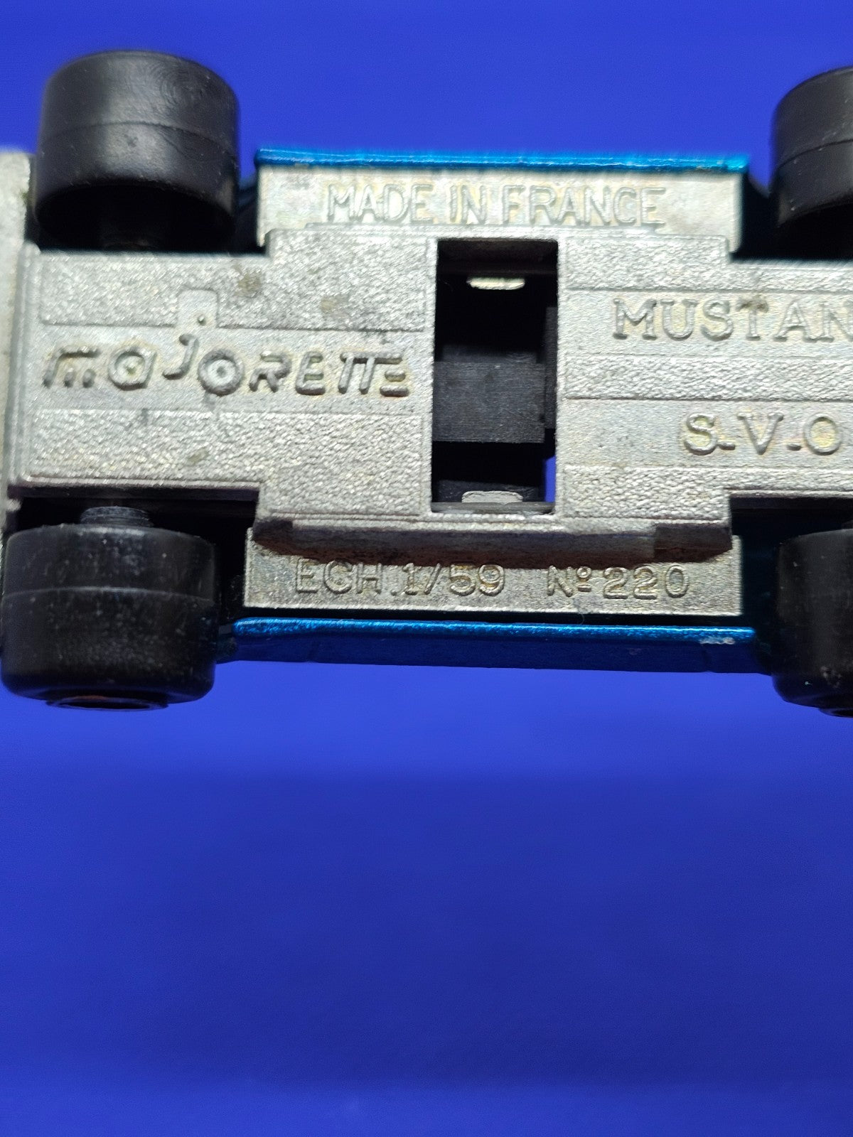 Majorette Ford Mustang SVO No 220 Made in France 1 59 Bleu Métallisé5
