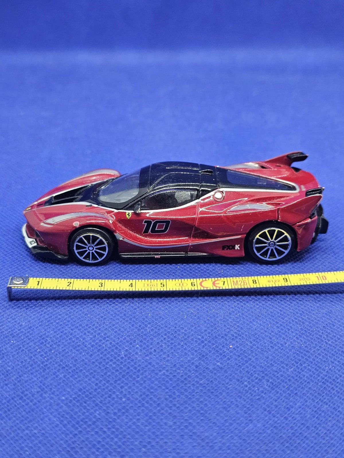 Ferrari FXX K n°10 Bburago Race and Play 143 Rouge 2015 Miniature3