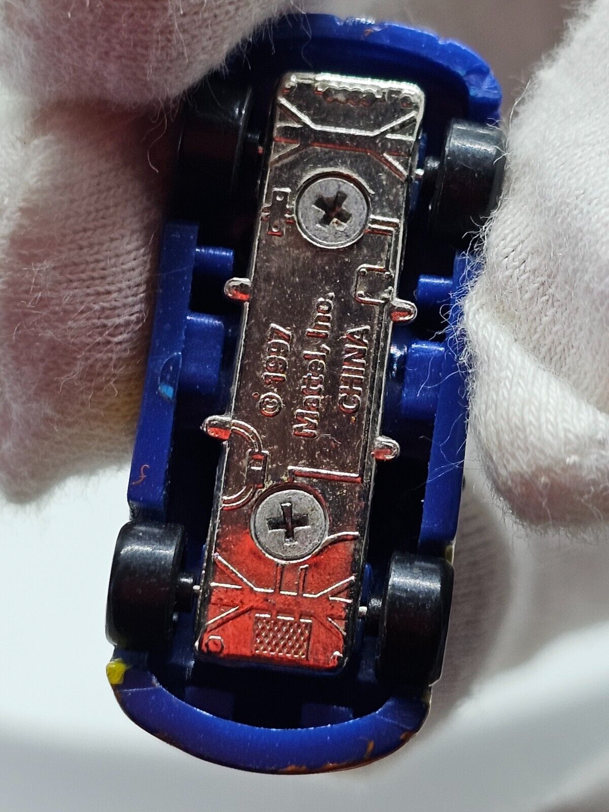 6493851