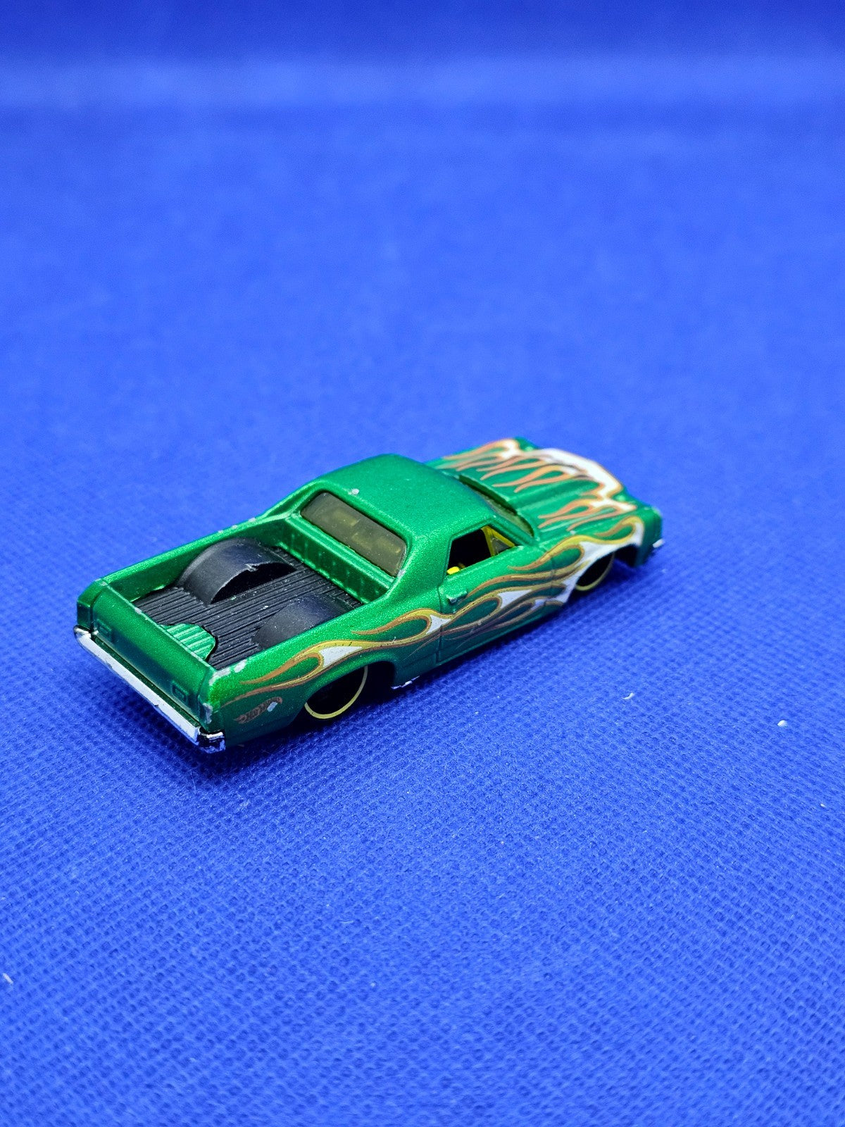 Chevrolet El Camino 1968 Hot Wheels Kmart 2005 Mattel Vert Flammes1