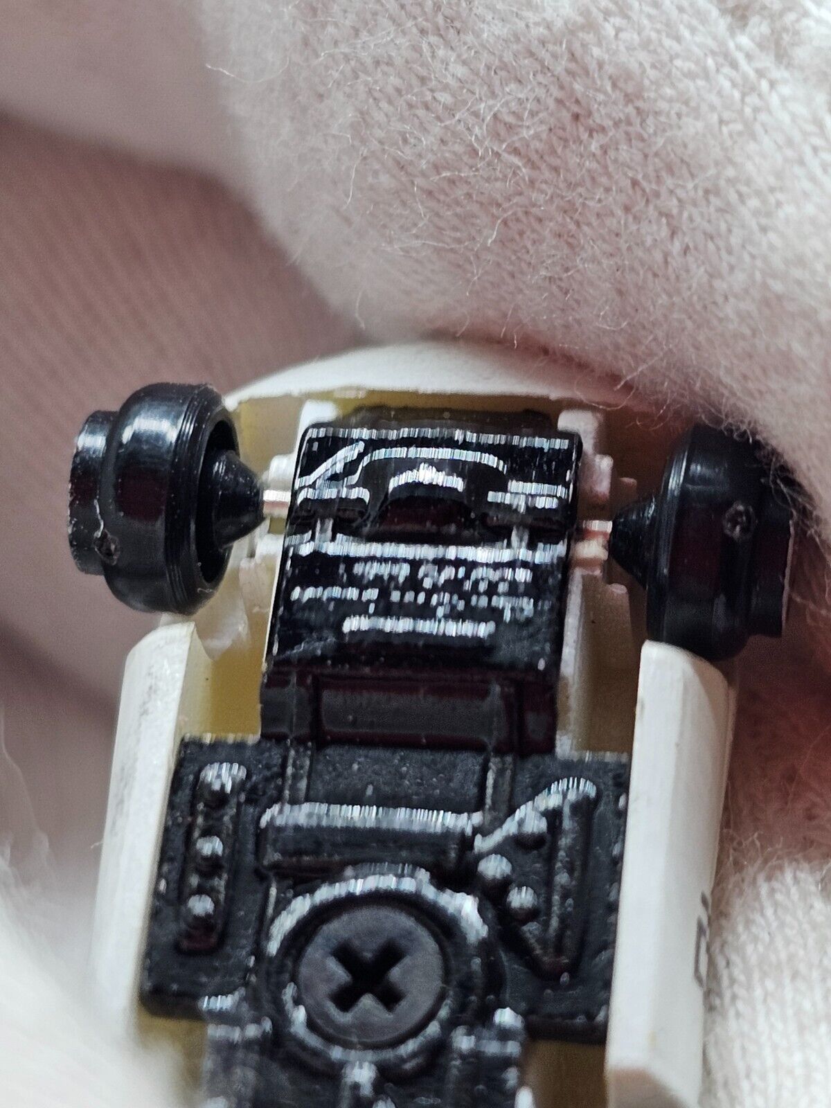 6404967