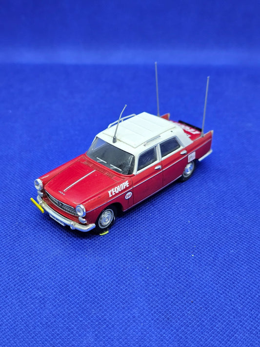 Peugeot 404 L’Équipe Tour de France Norev 1430