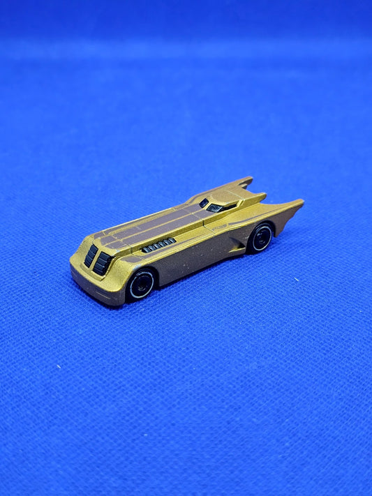 Batmobile Batman Animated Series Hot Wheels Mattel 2023 Dorée 8,5 cm0