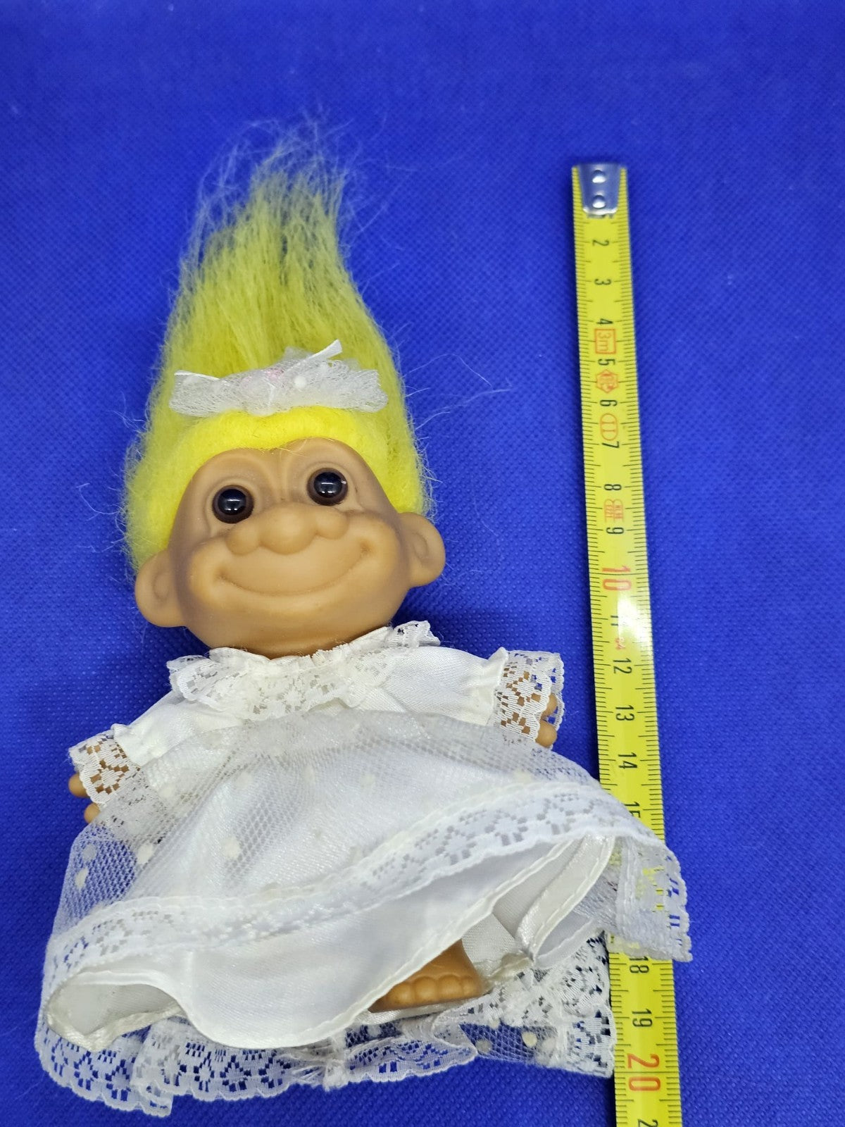Troll Mariée Russ Vintage Années 90 Cheveux Jaunes Robe Blanche2