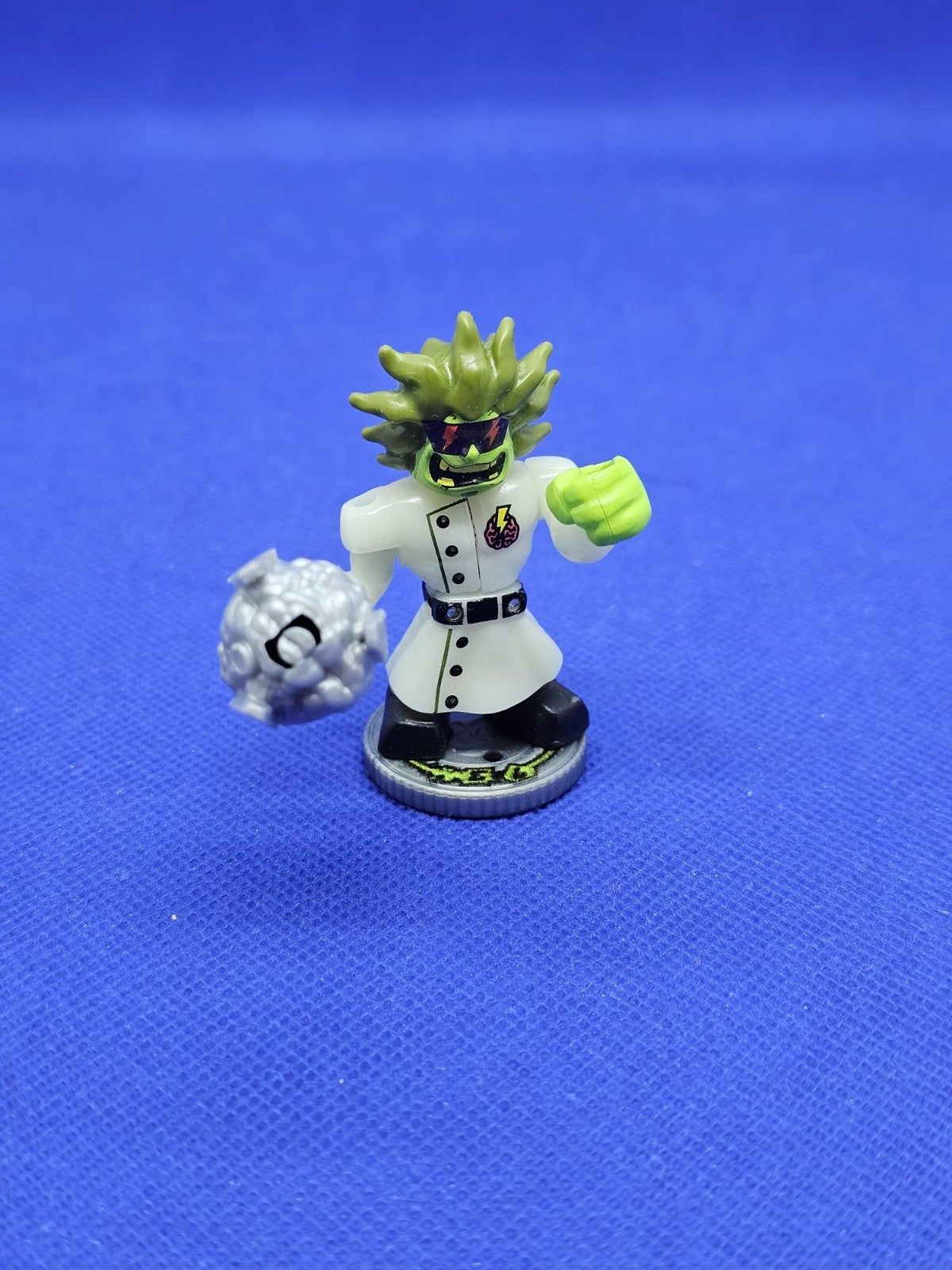 Doc Shock Akedo Série 2 Epic Fluo Glow in the Dark Moose Toys 20213