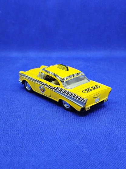 Chevrolet Bel Air Taxi Cab 1957 Kinsmart Friction 13 cm2