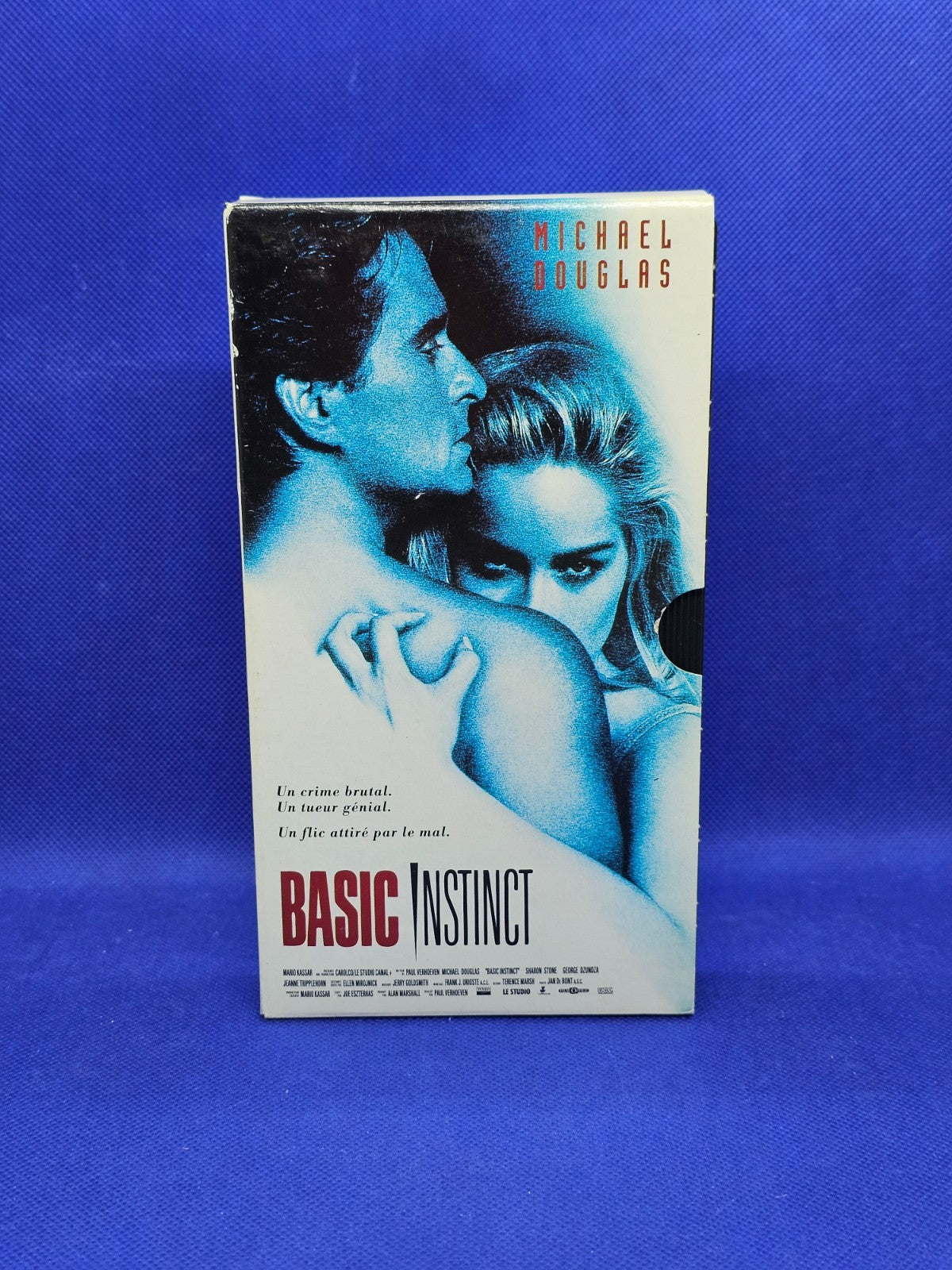 VHS Basic Instinct Michael Douglas Sharon Stone Film Office 1993 VF SECAM0