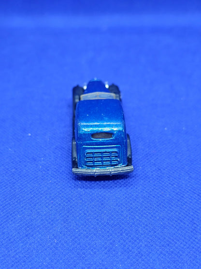 35 Classic Caddy Hot Wheels Cadillac 1981 Malaysia Bleu Métallisé 7 cm2