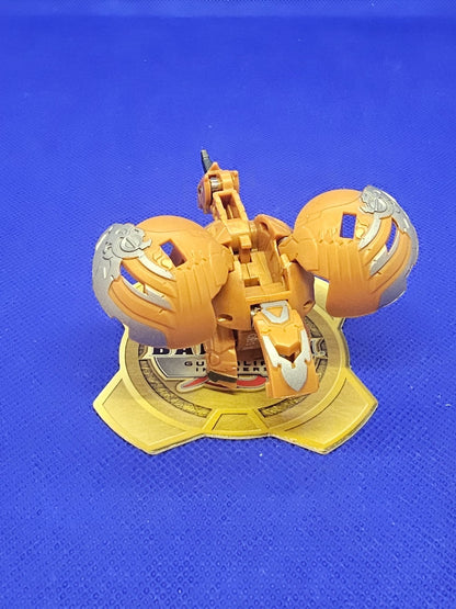 Pegatrix Aurelus Gold Bakugan Battle Planet B600 Spin Master Sega Toys1