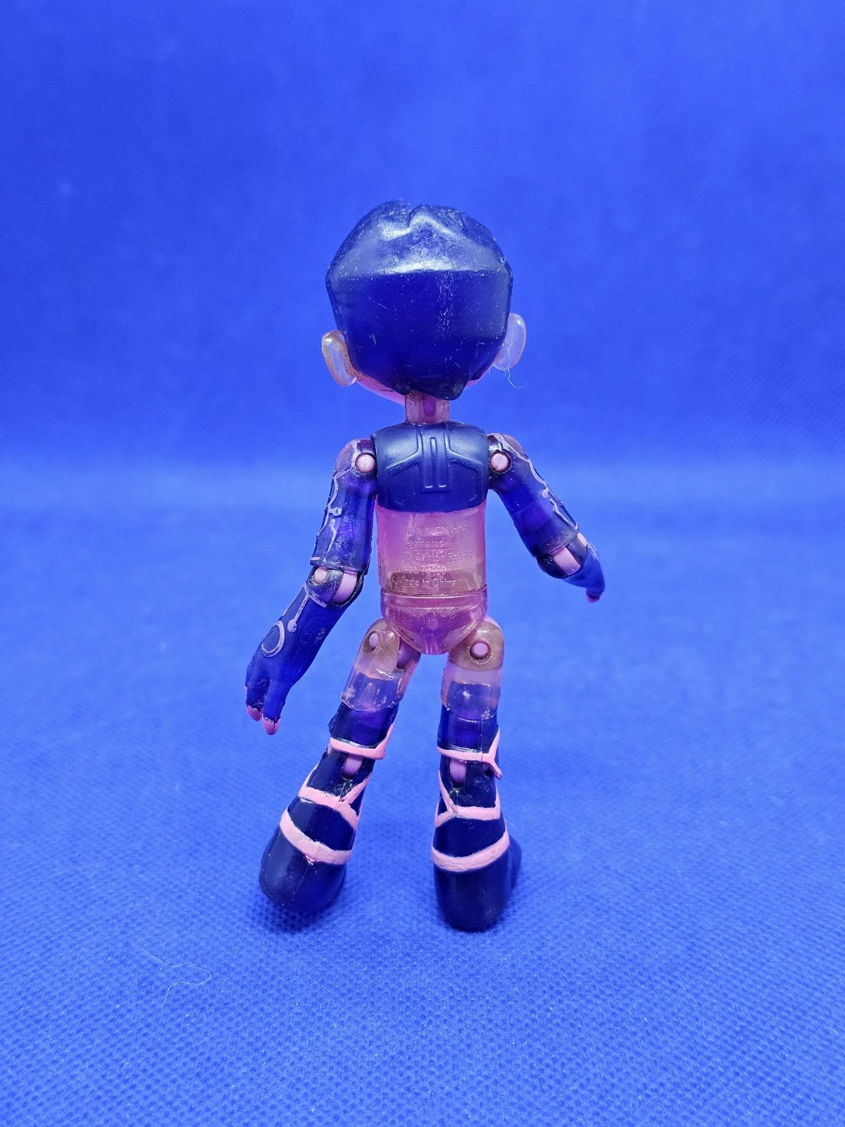 Glitch Ben Ben 10 Playmates 2018 Figurine Violette Translucide1