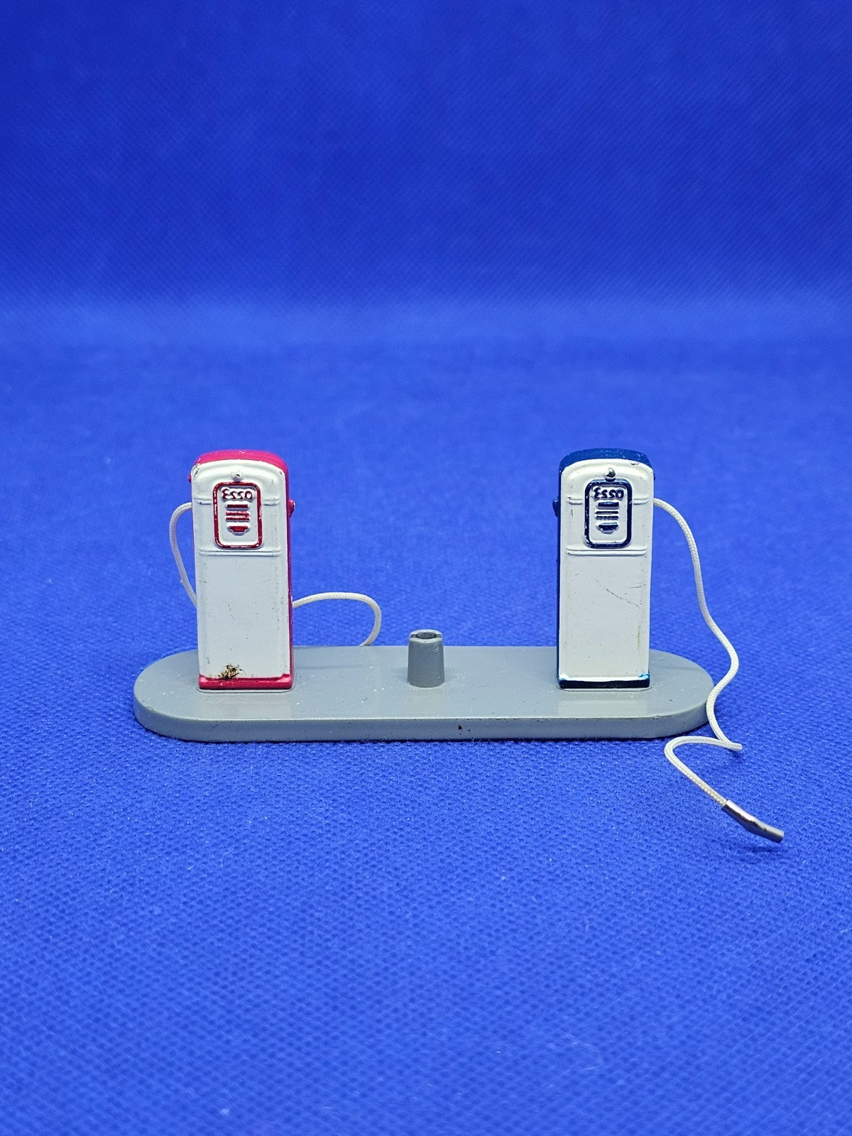 Poste ravitaillement Esso Dinky Toys 49D Éditions Atlas 2008 143 incomplet1