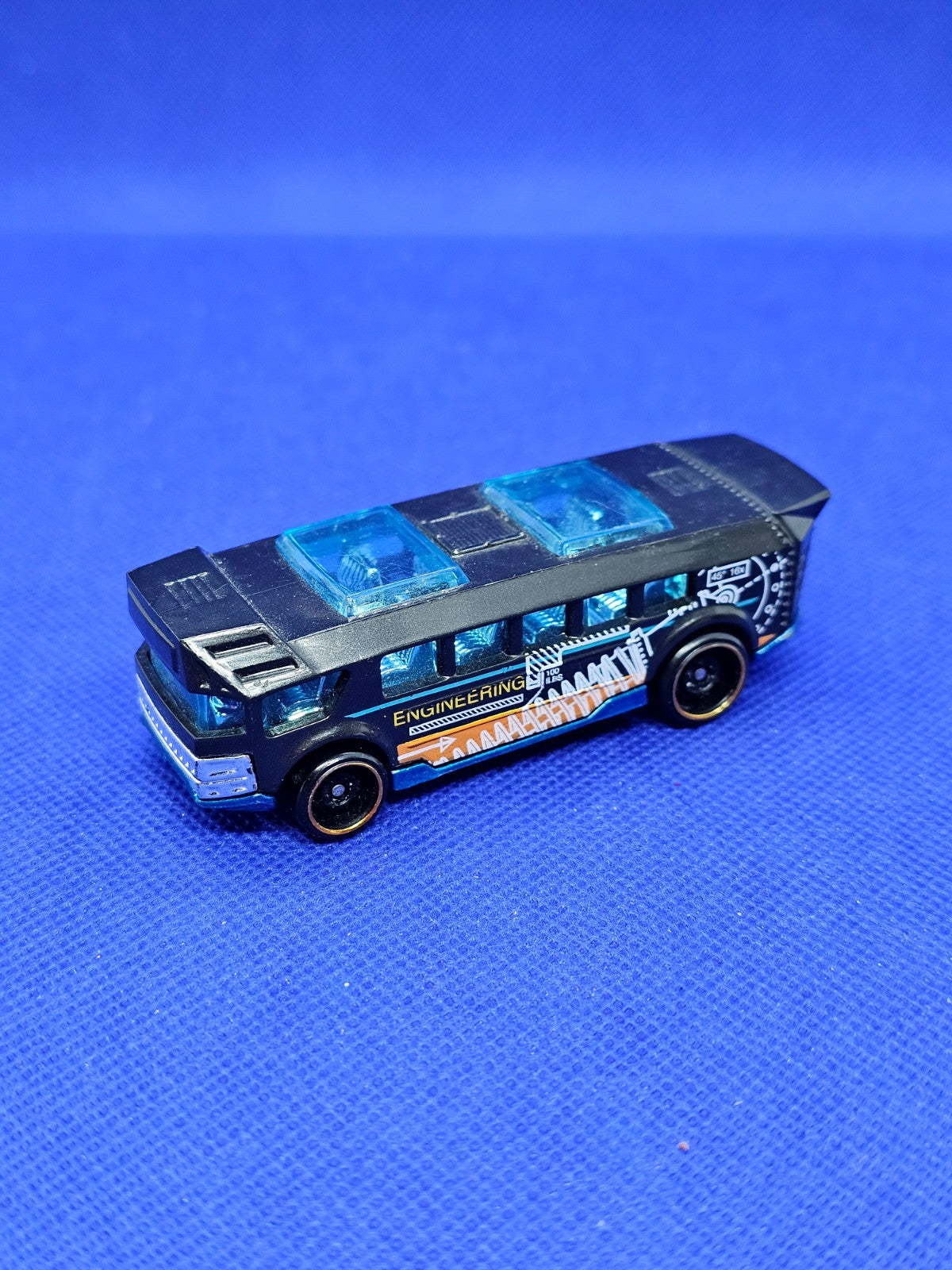 Hot Wheels High Engineering School Bus 2013 Noir Bleu 7,5cm Loose0