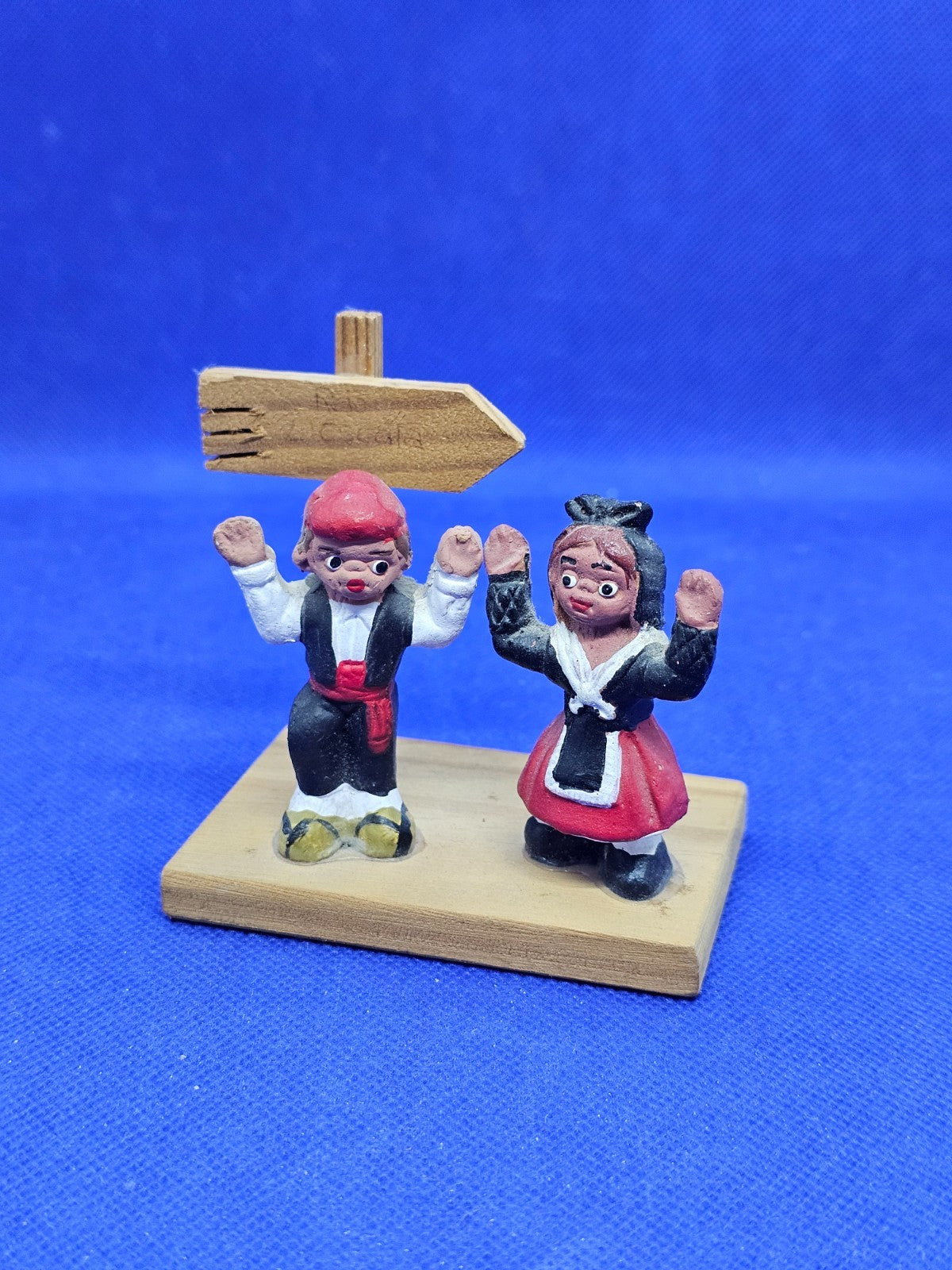 Scène Folklorique Espagnole Couple Traditionnel Terre Cuite Peinte Socle Bois Vi0