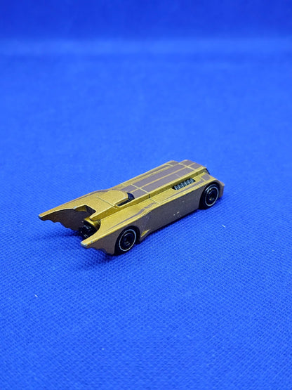 Batmobile Batman Animated Series Hot Wheels Mattel 2023 Dorée 8,5 cm1