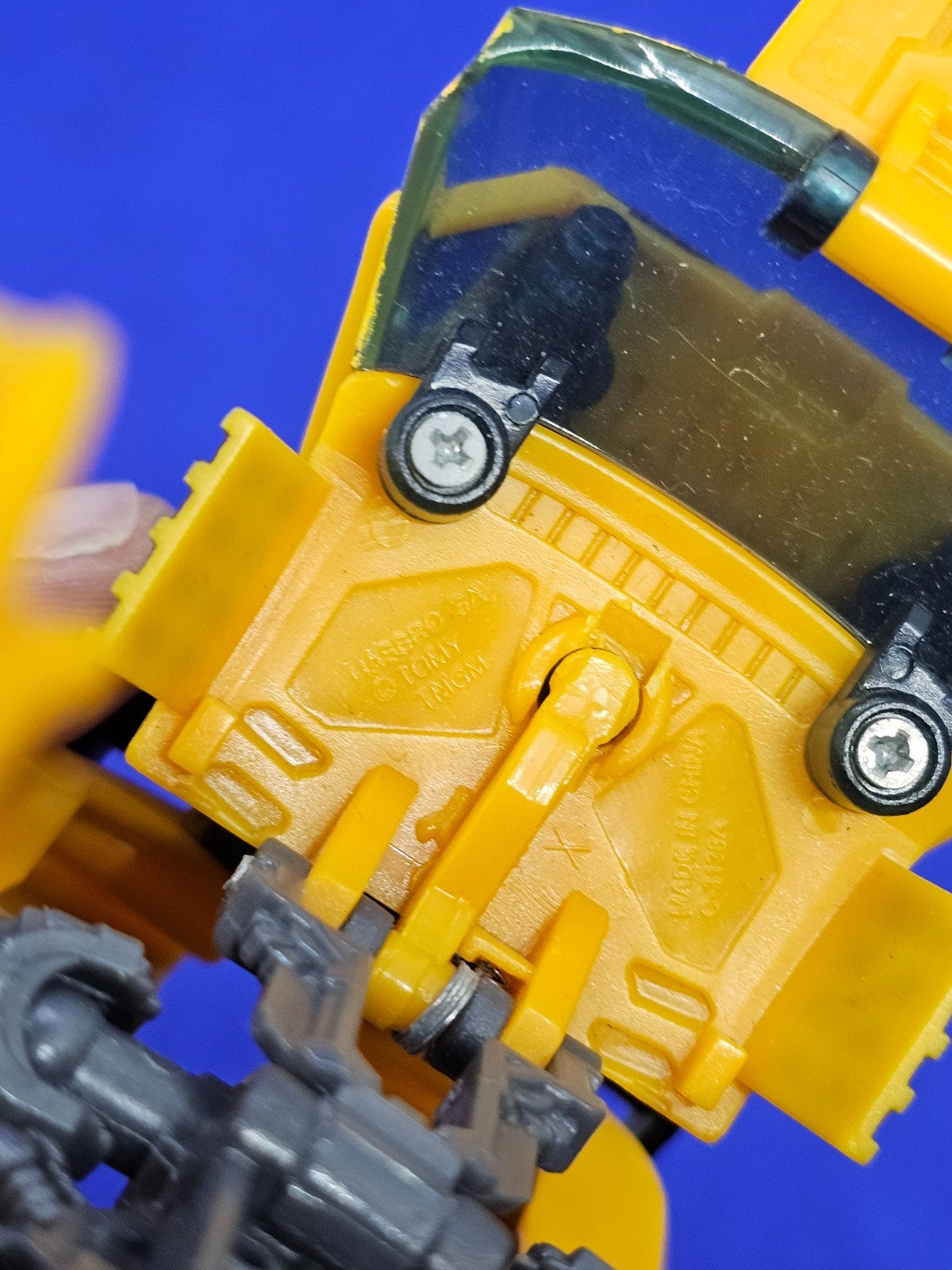 Bumblebee Transformers Hasbro Tomy Figurine Transformable + Arme7