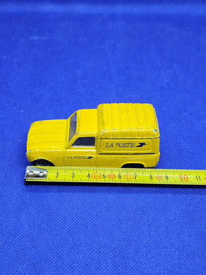 Renault 4 F4 La Poste Solido 143 Made in Portugal Jaune6