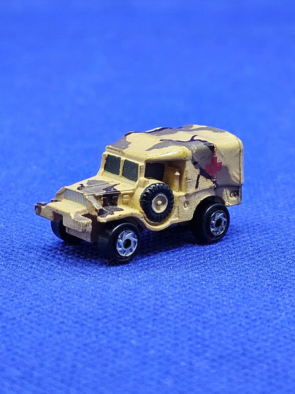 M37 Ambulance Militaire Micro Machines Galoob Camouflage Désert Croix Rouge Vint0