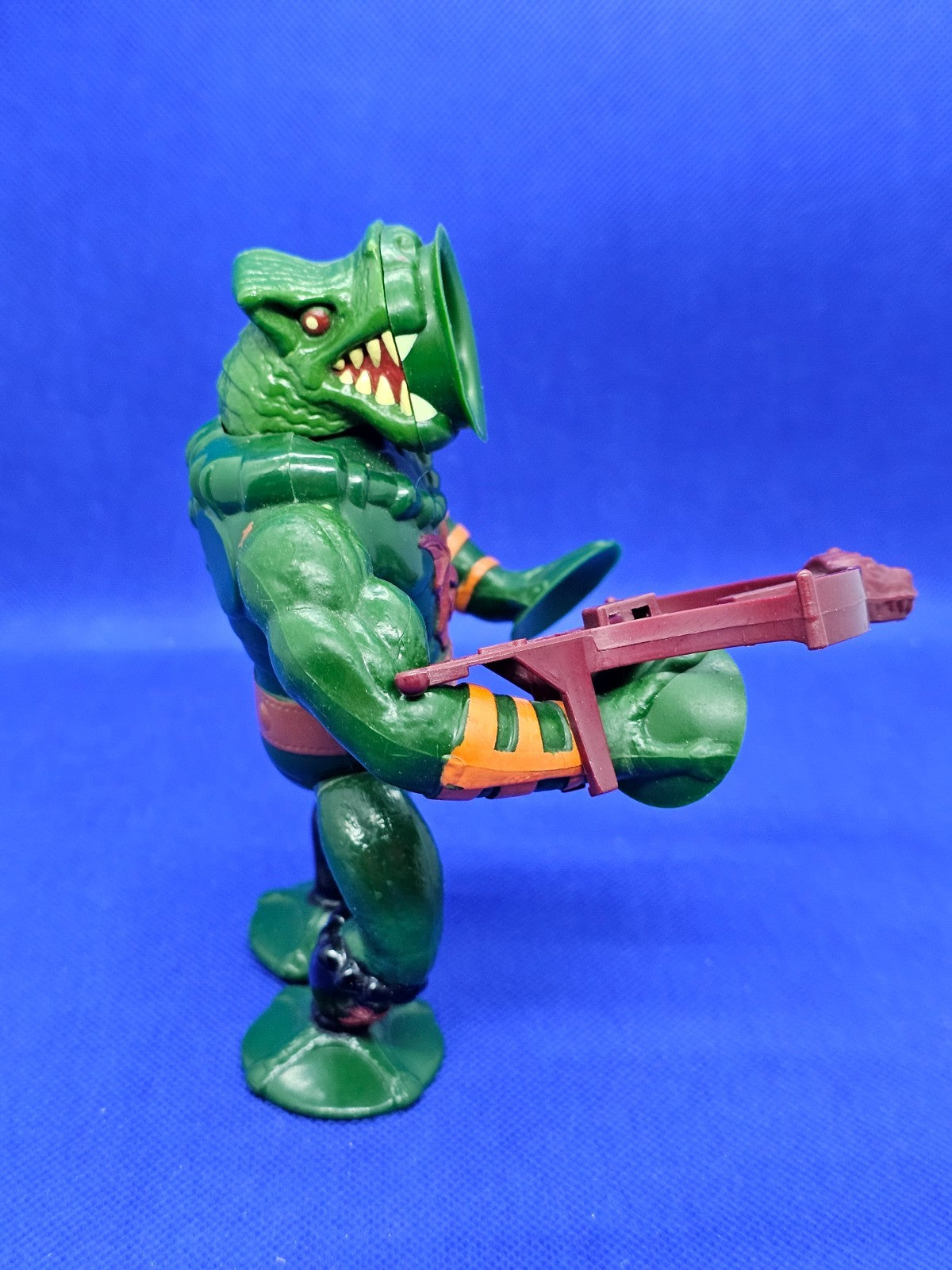 MOTU Figurine Leech Les Maîtres de l’Univers Mattel 1984 avec arme3