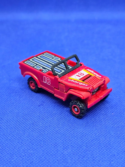 Motorized Robot Jeep Rouge Mc Toy Années 1980 Made in Macau Transformable0