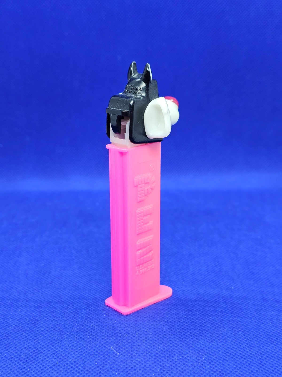 PEZ Grosminet Sylvestre Distributeur Pieds Rose1