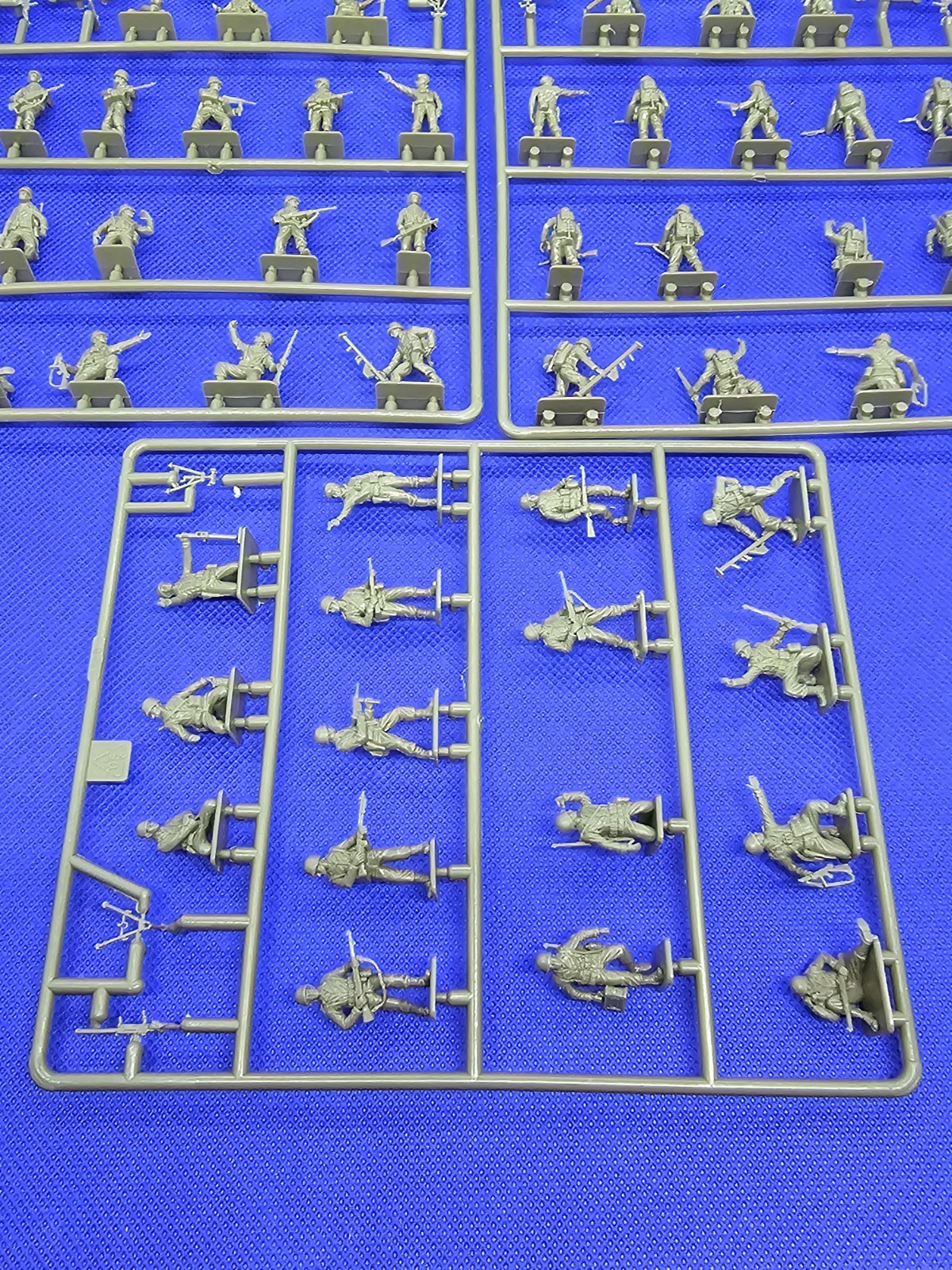 Italeri U.S. Infantry WWII 6120 48 Soldats Américains 172 2008 #35