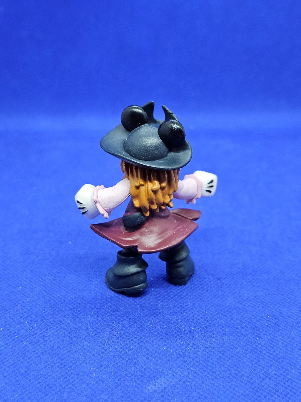 Minnie Mouse Elizabeth Swann Disney Pirates des Caraïbes Figurine 7 cm1