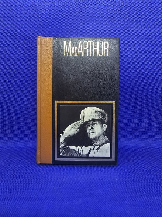 MacArthur Les Grands Chefs Militaires Éditions de Crémille 1972 Livre Historique0