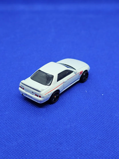 Nissan Skyline GT-R R32 Hot Wheels Nissan 2019 Blanche Yokohama 1641