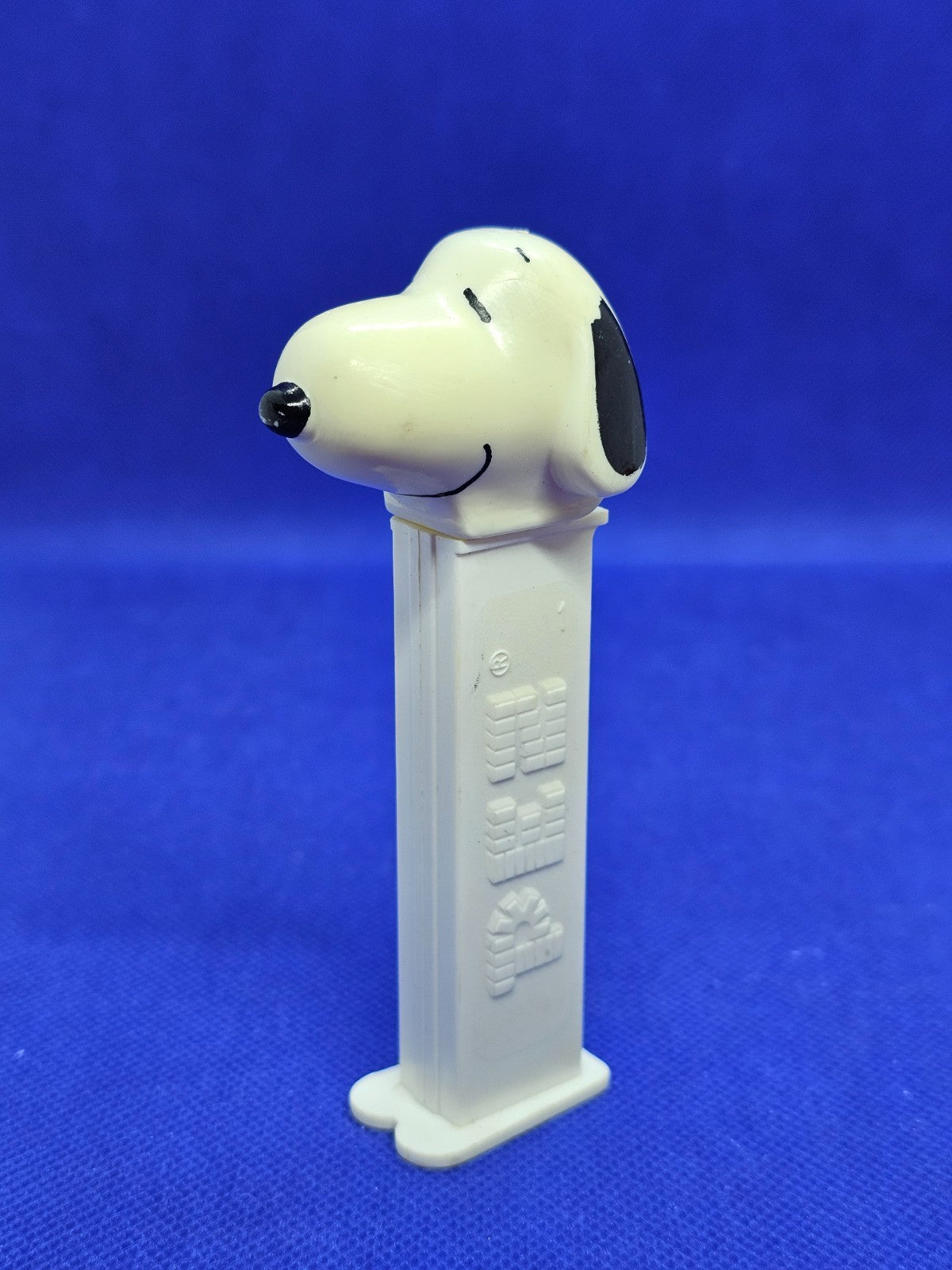 PEZ Snoopy, Peanuts1