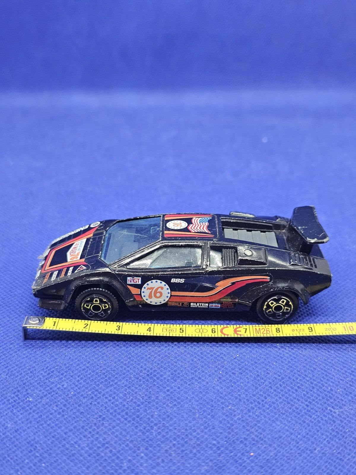 Lamborghini Countach n°76 Spirit of Le Mans Bburago 143 Made in Italy Vintage3