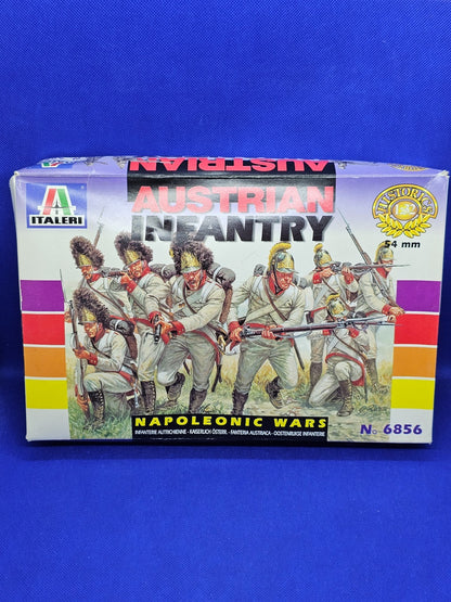 Italeri 6856 Austrian Infantry lot 71 figurines Napoléon 132 54 mm0