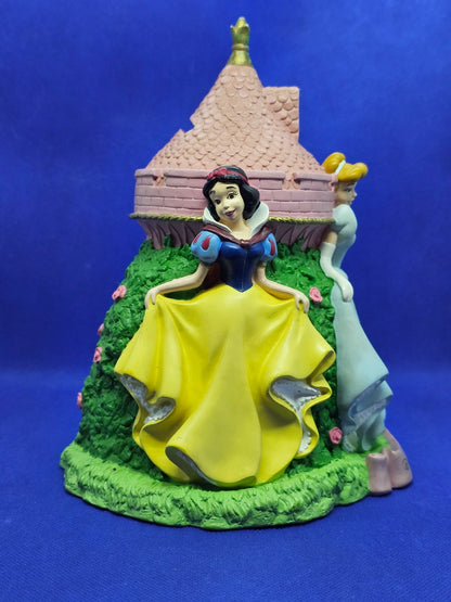 Tirelire Princesses Disney Cendrillon Belle Blanche Neige Disneyland Paris 21 cm1