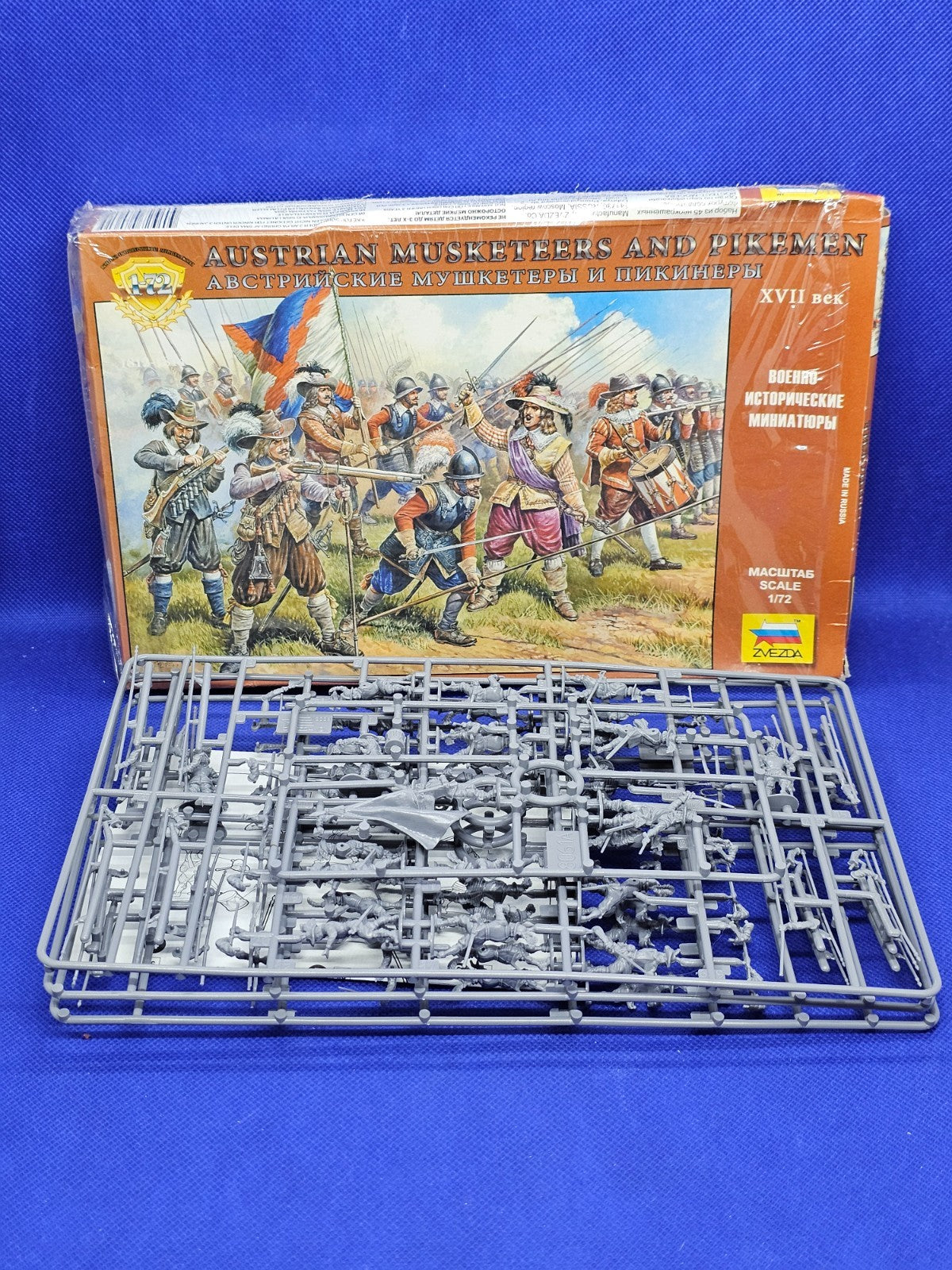Austrian Musketeers and Pikemen Zvezda 8061 XVIIe siècle 172 complet0