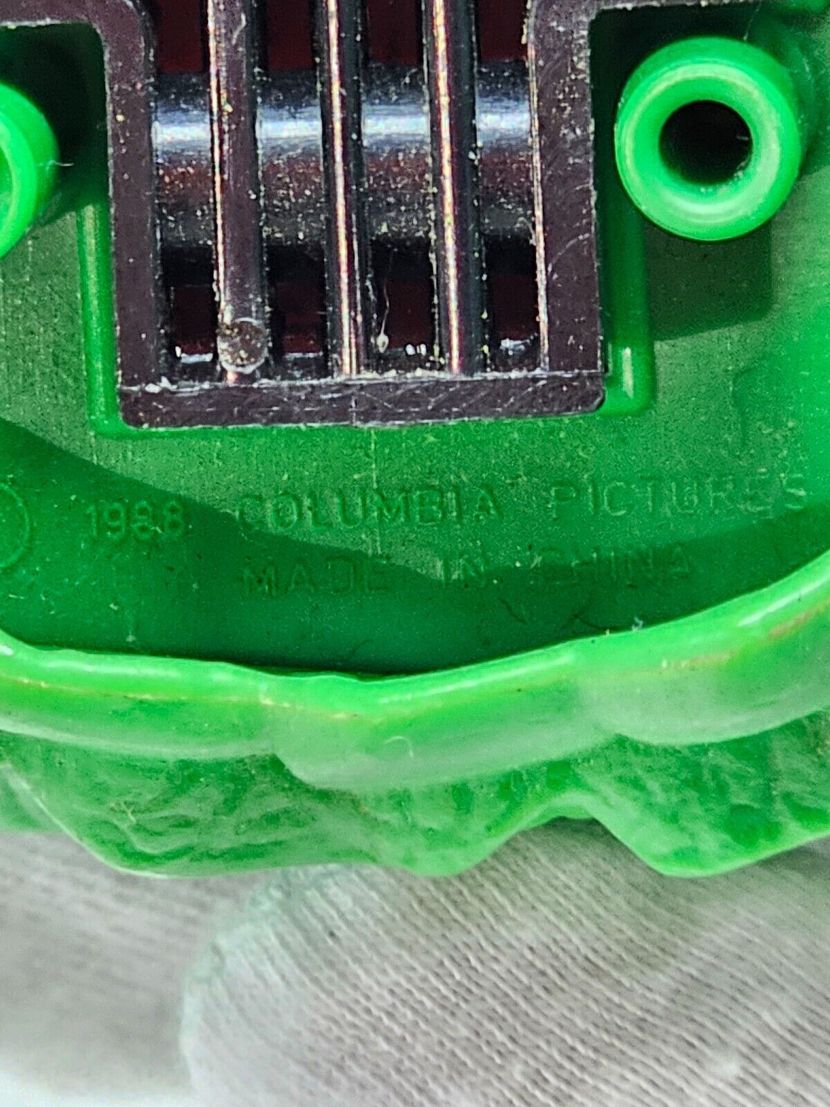 5812633