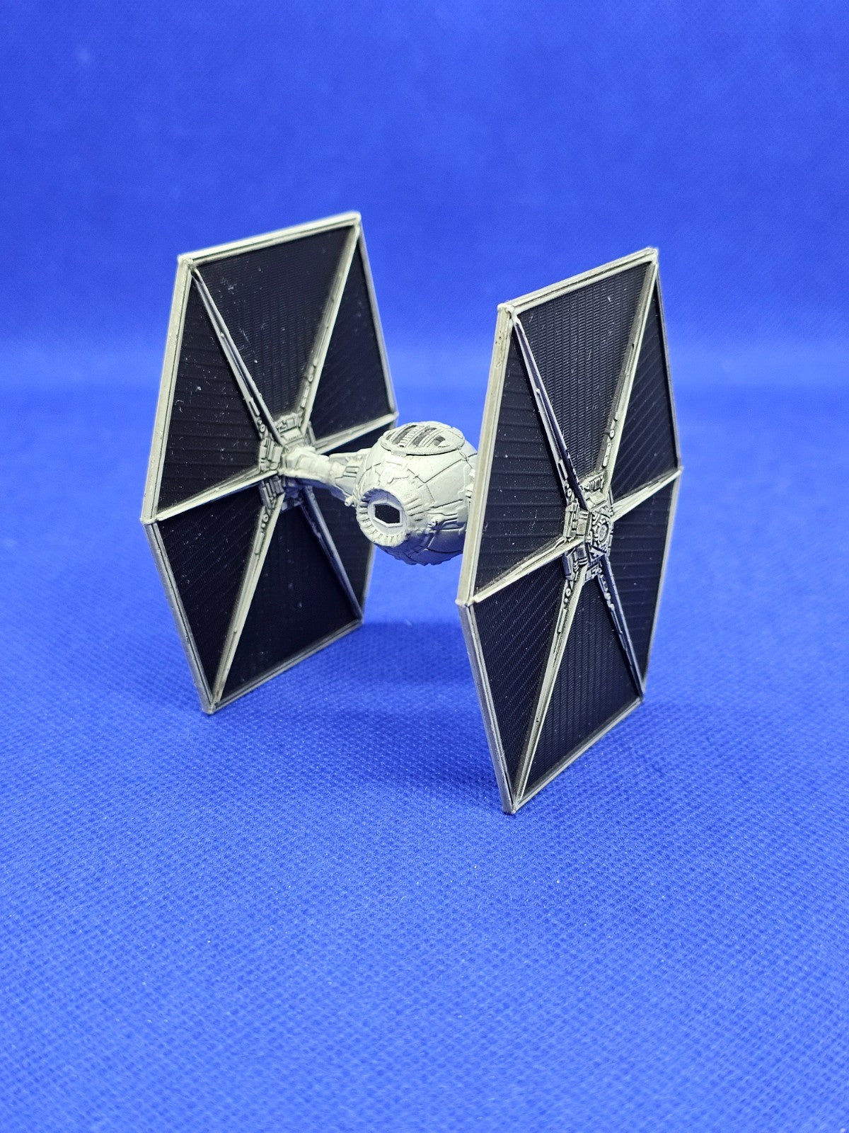 Chasseur TIE Star Wars Vaisseaux Atlas Lucasfilm Miniature Métal 9 cm1