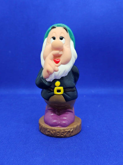 Figurine Atchoum Sneezy, Blanche-Neige et les Sept Nains, Disney, Pouet PVC, 14 0