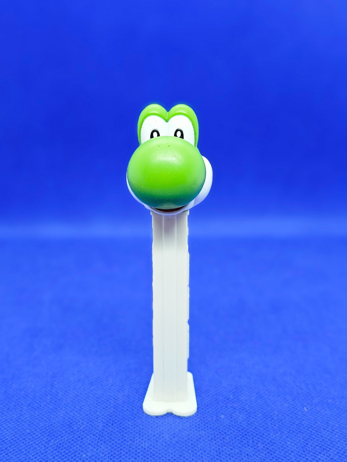 PEZ Yoshi Nintendo Super Mario, Distributeur PEZ0