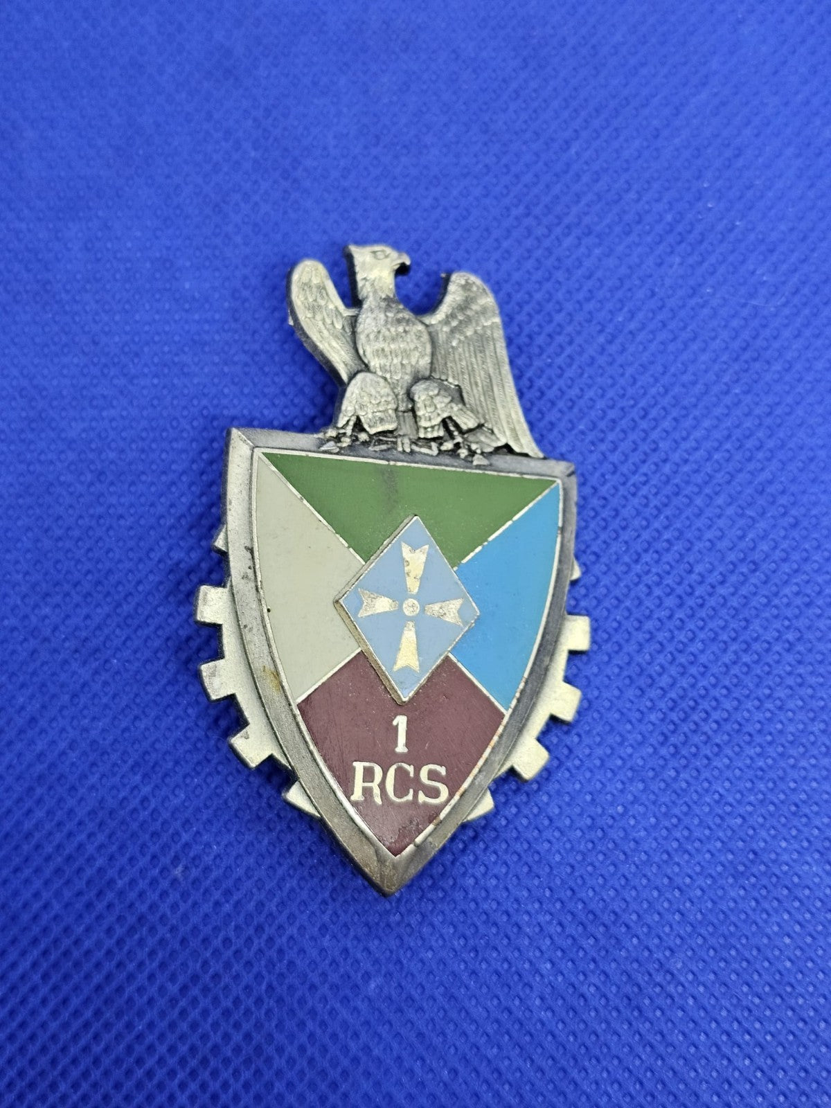 Insigne 1er RCS Régiment Commandement Soutien Delsart G2606 Militaria0
