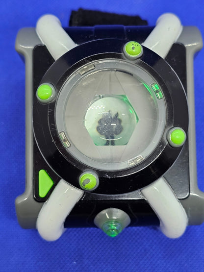 Omnitrix Deluxe Ben 10 électronique Cartoon Network 2017 référence 769313