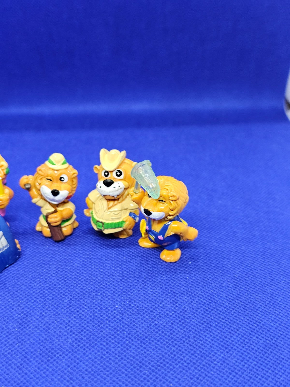 Lot 8 Figurines Leoventuras, Kinder Surprise, Ferrero, 19963