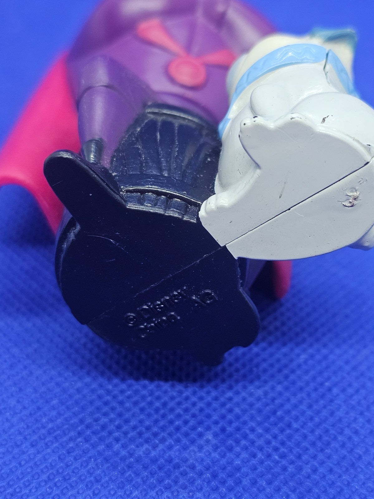 Gouverneur Ratcliffe avec Percy, Pocahontas, Disney, 1995, 9 cm4