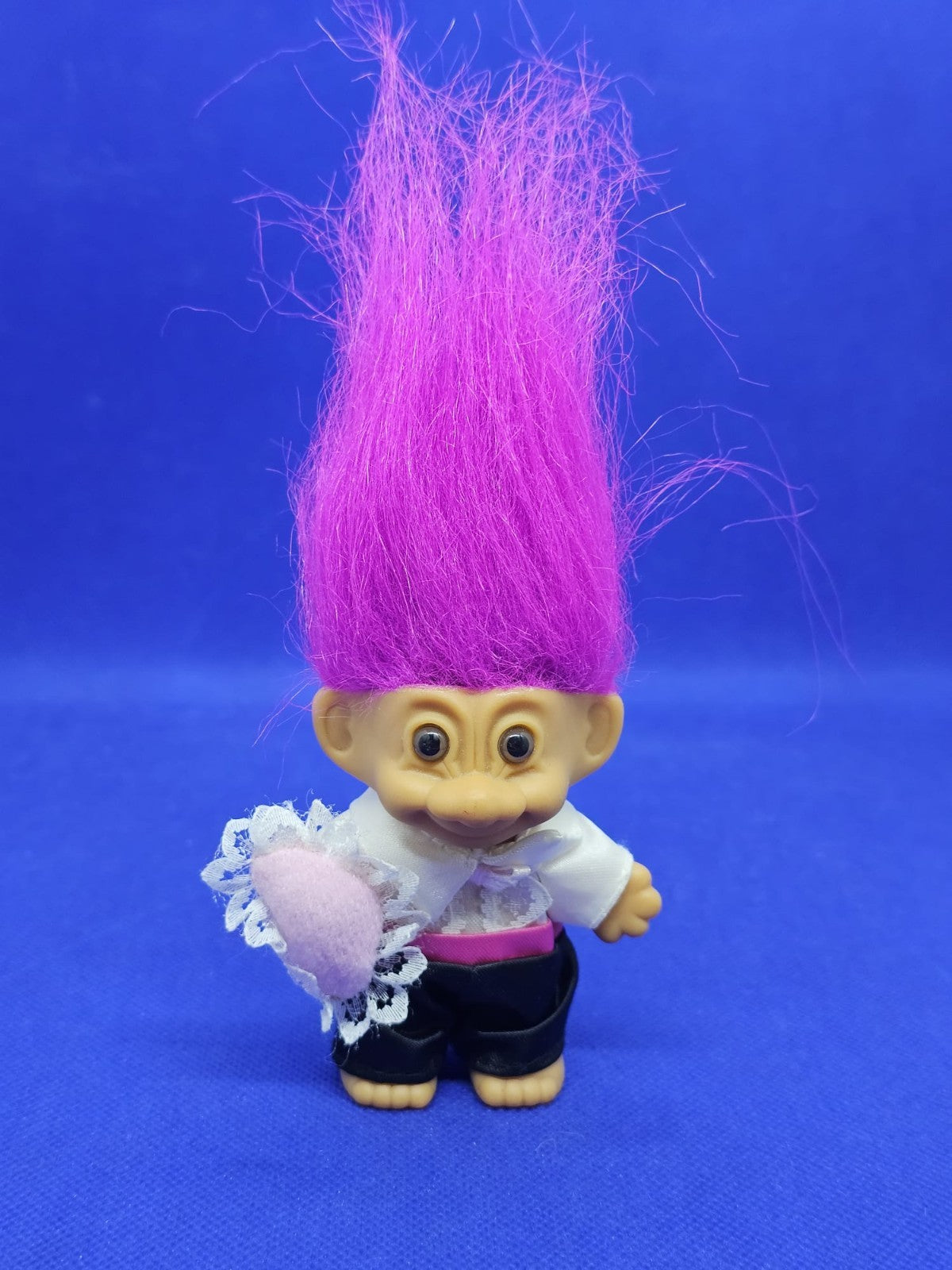 Troll Russ Mariage Cheveux Violets Costume Noir Cœur Rose Vintage 15 cm0