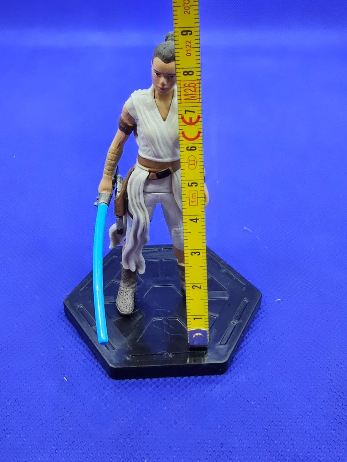 Rey Star Wars Figurine PVC Disney Jedi Sabre Laser Bleu 9,5 cm2
