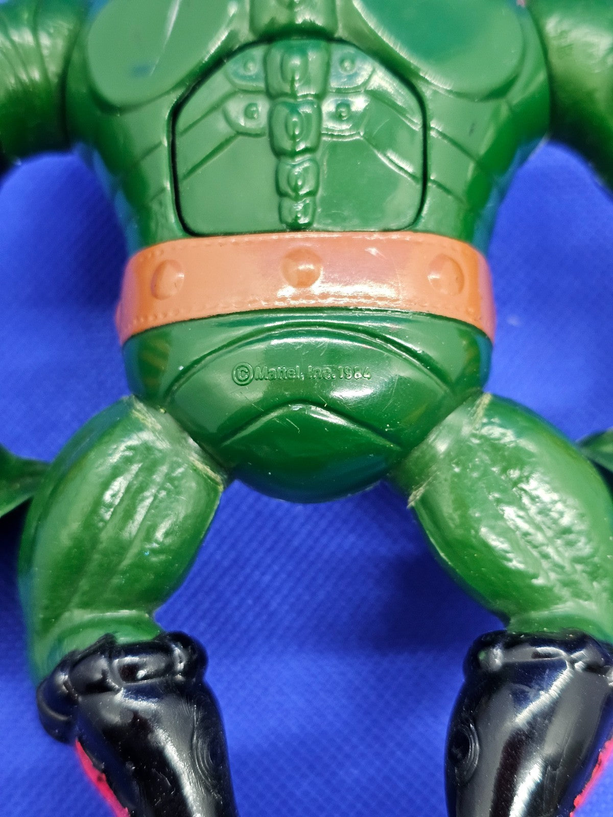 MOTU Figurine Leech Les Maîtres de l’Univers Mattel 1984 avec arme4