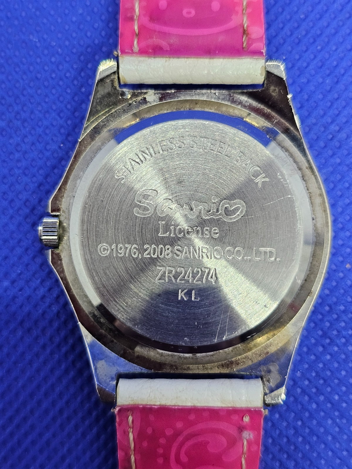 Montre Hello Kitty Sanrio 2008 ZR24274 Bracelet Blanc Strass Vintage4