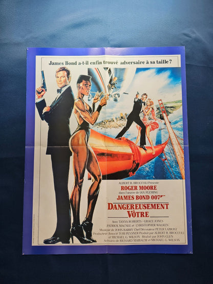 Poster James Bond 007 Octopussy Dangereusement vôtre Roger Moore MGM UA 1985 43x1