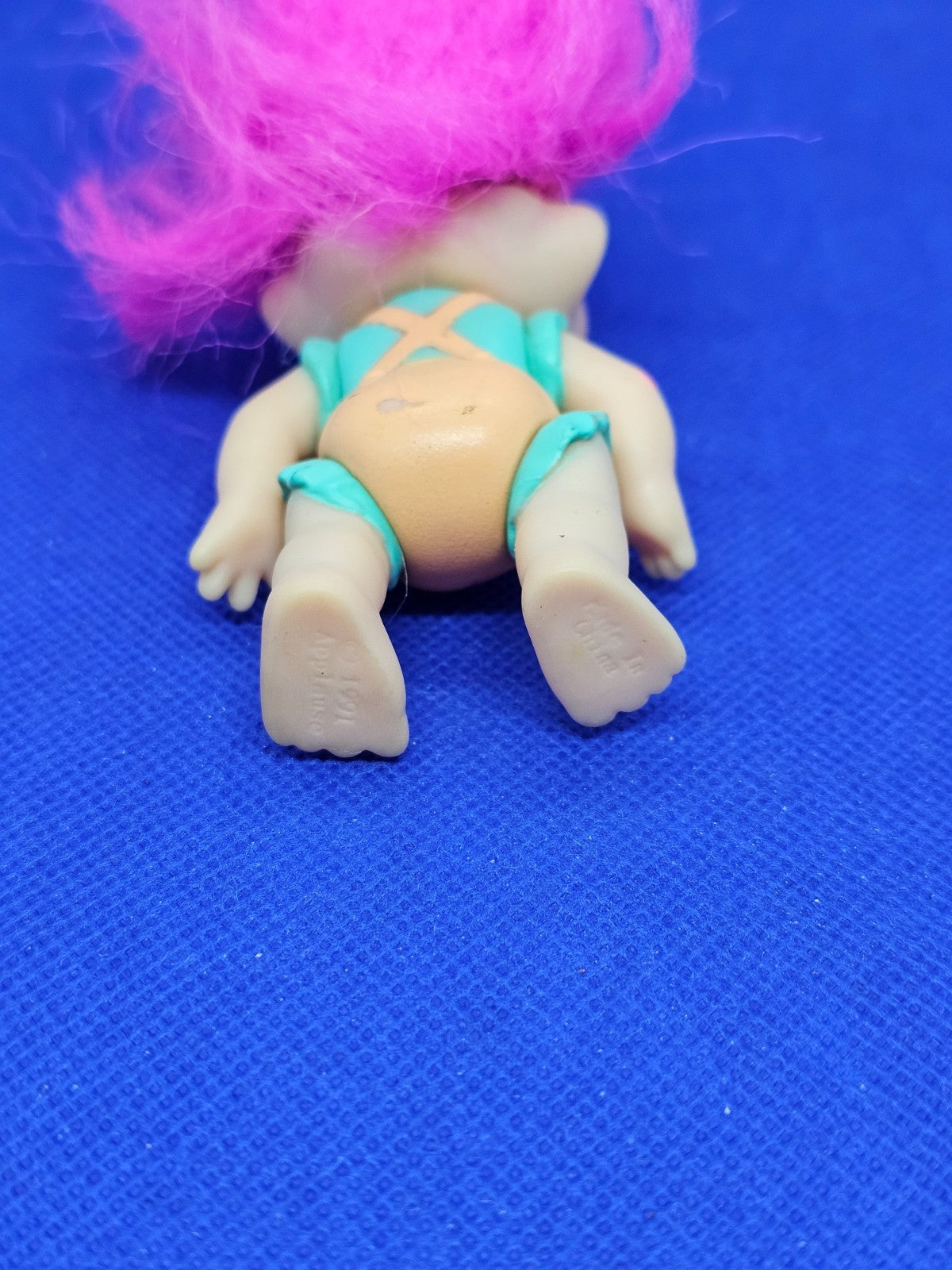 Baby Troll Magic Trolls Applause 1991 cheveux roses étoiles 8 cm2