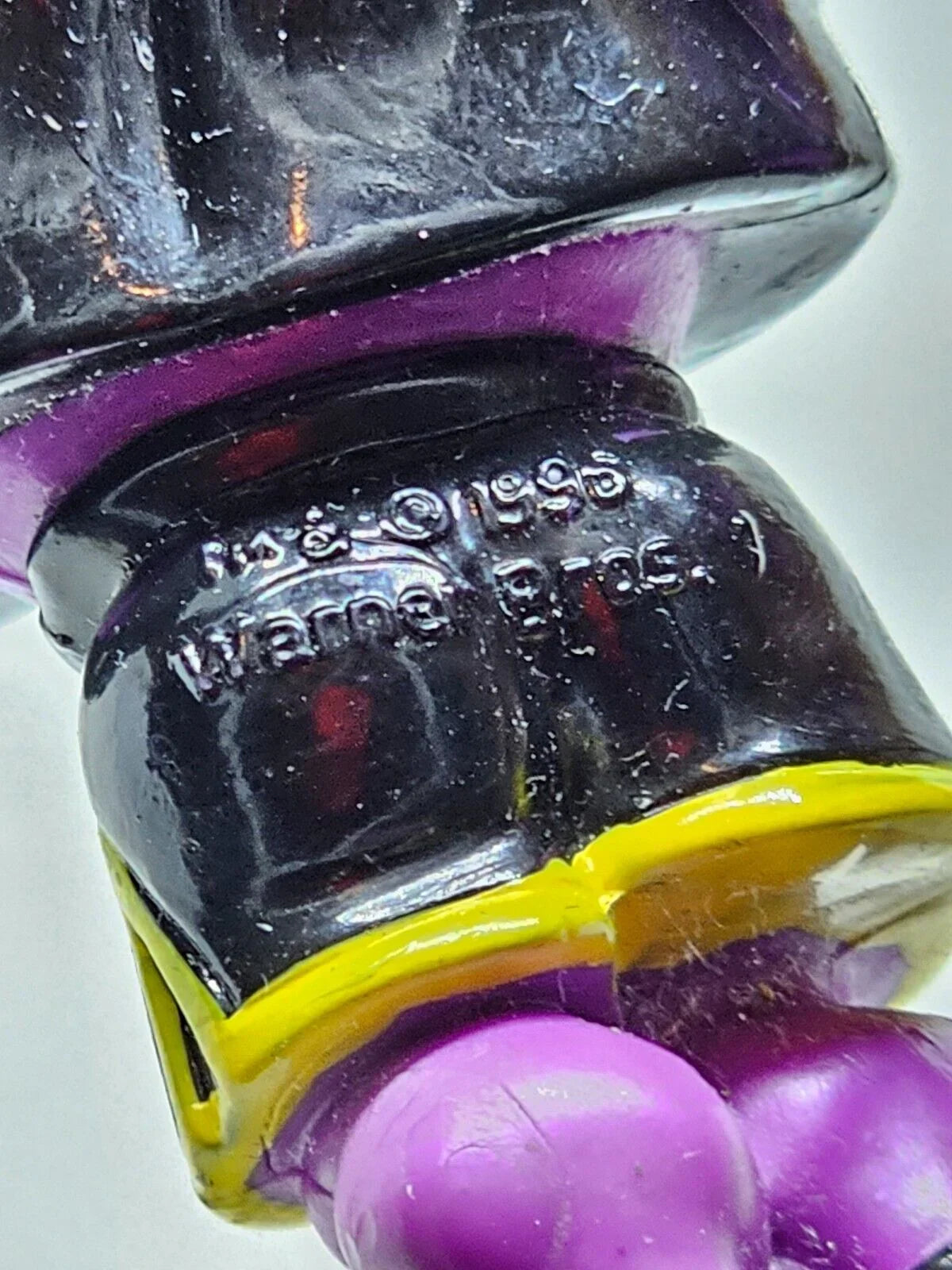 5561804