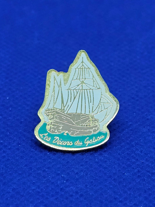 Pin's Les Décors du Galion Voilier Ancien Bateau Marine Collection Vintage0